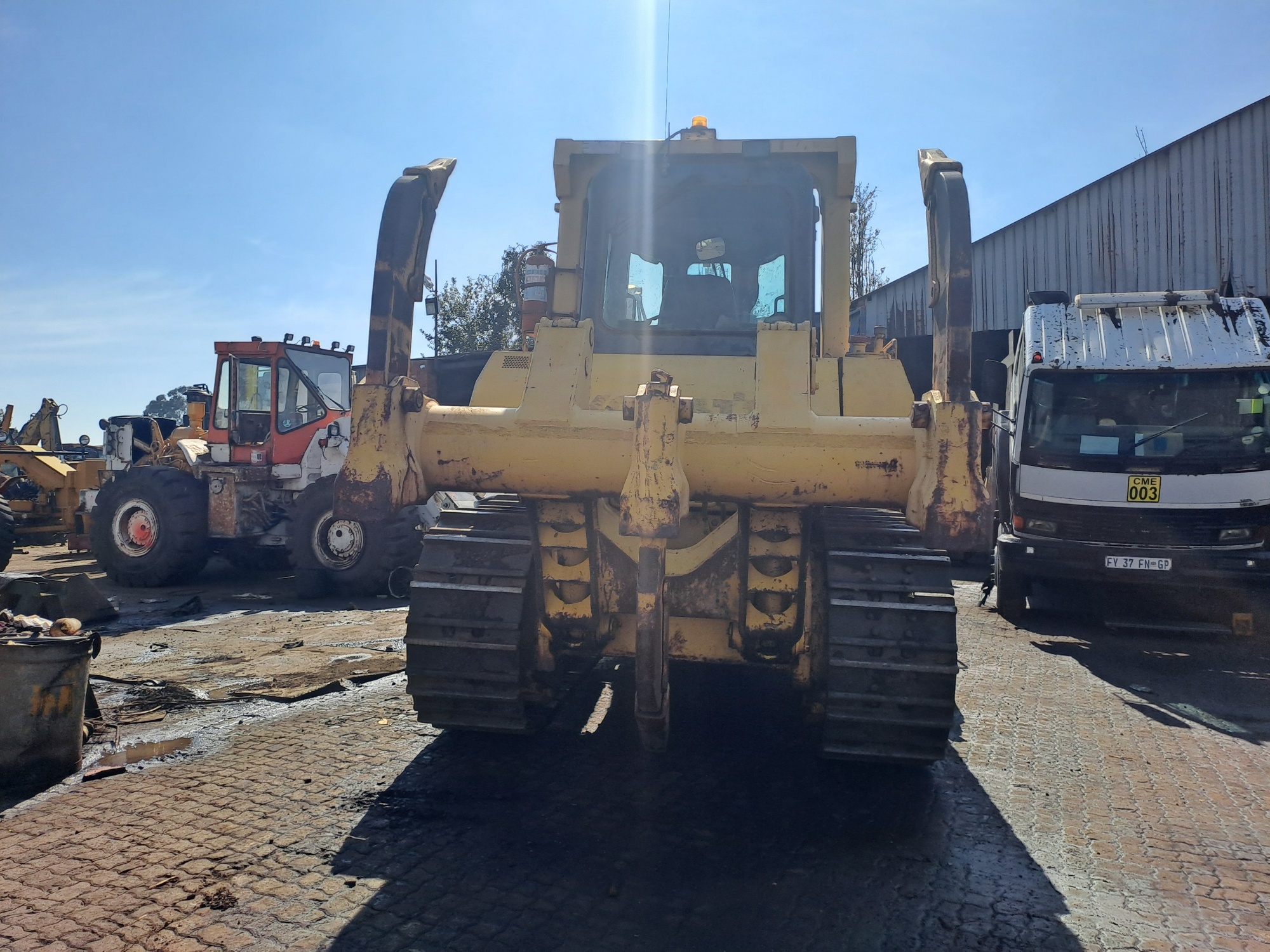 Komatsu D85 EX15 Dozer 7