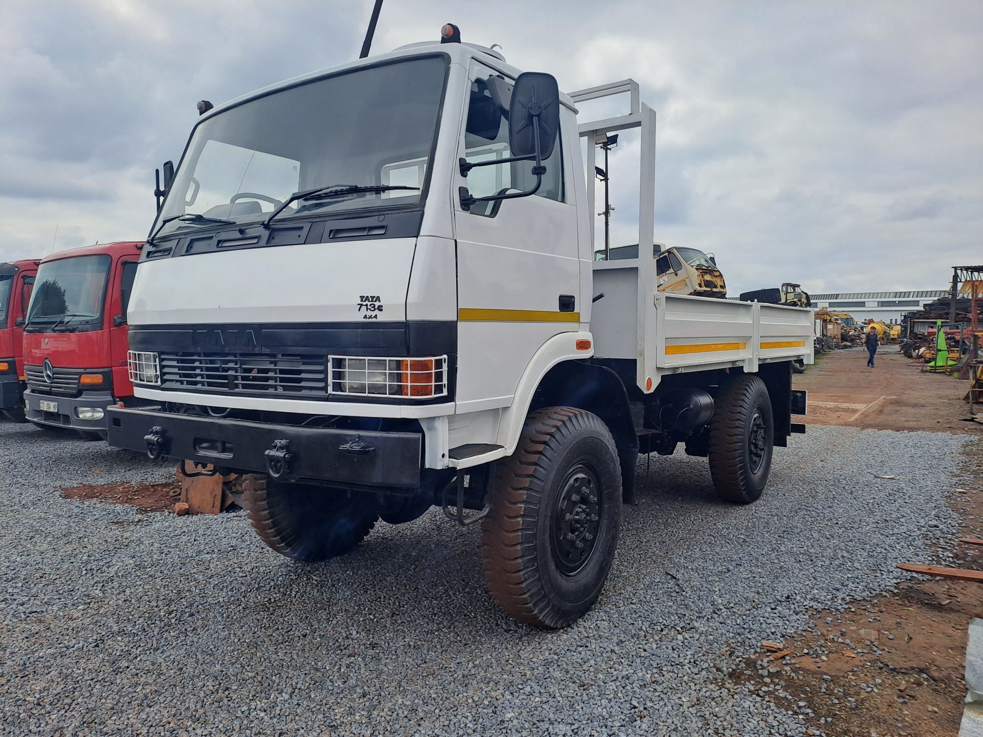 2013 Tata 715 3